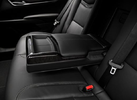 Black Executive Sedan (MKT)