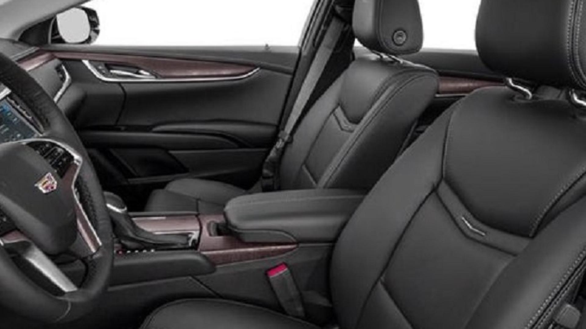 Black Executive Sedan (MKT)