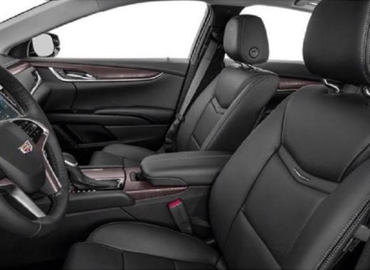 Black Executive Sedan (MKT)